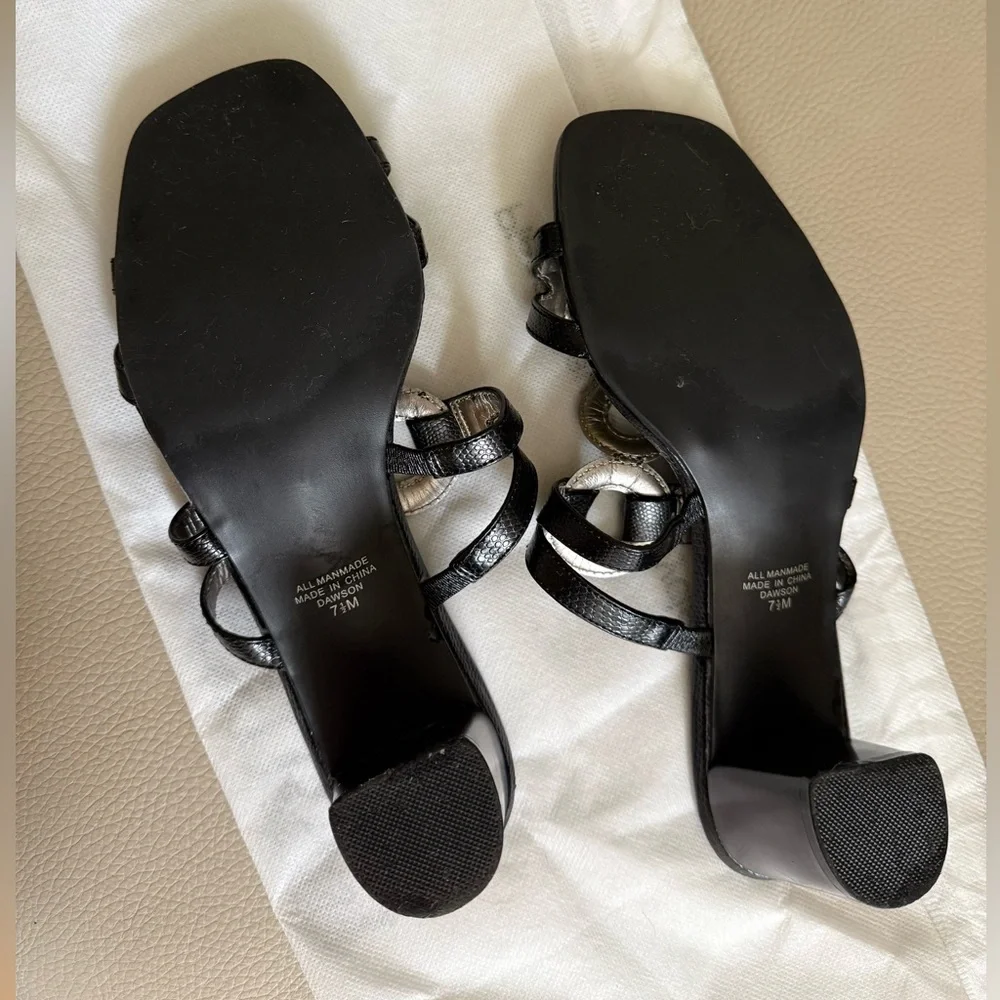 Y2K Karen Scott Black Embossed Leather Strappy Sandals size 7.5